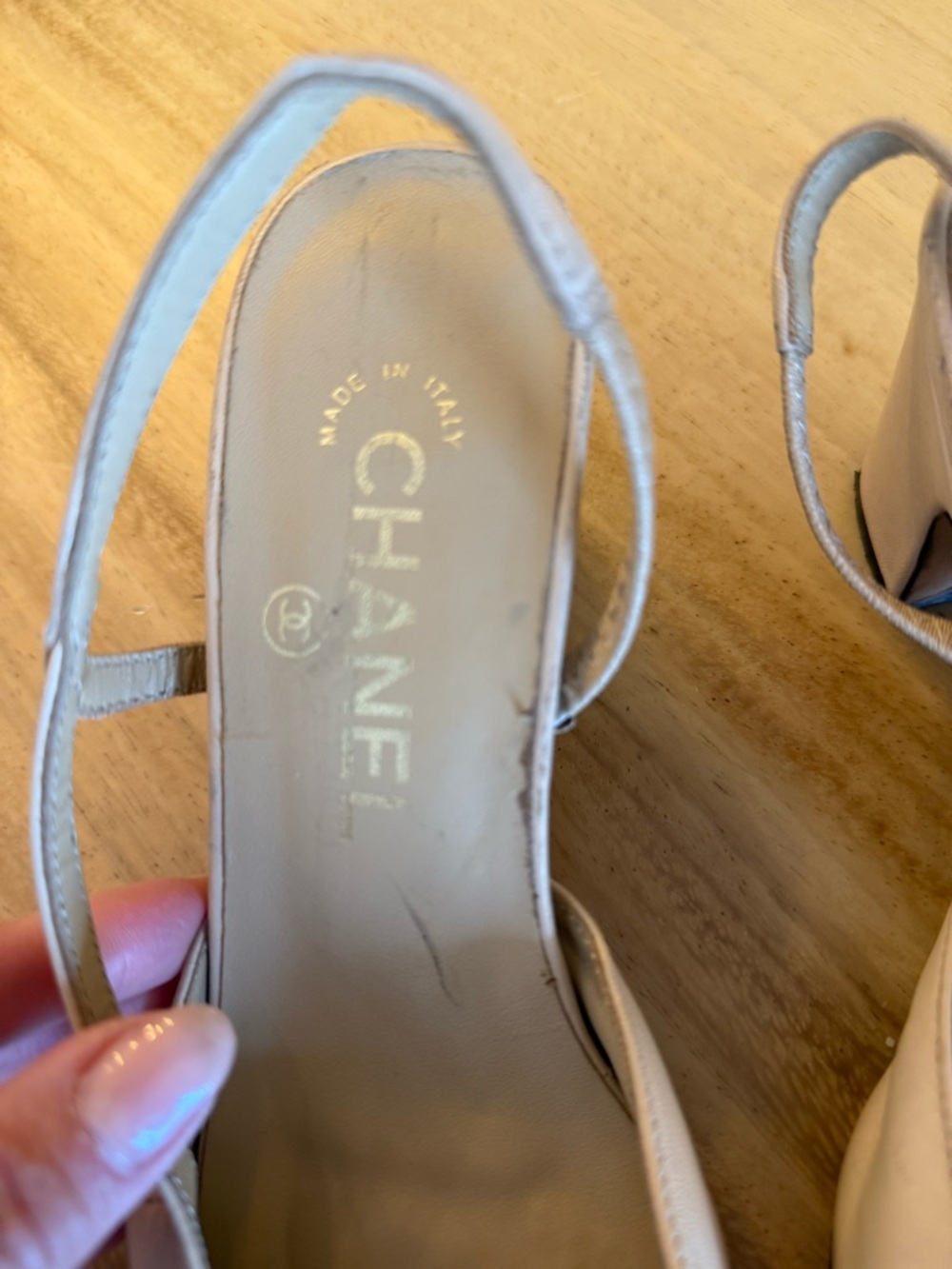 CHANEL Beige and Black Two-Tone Slingback Pumps - Picture 9 of 9
